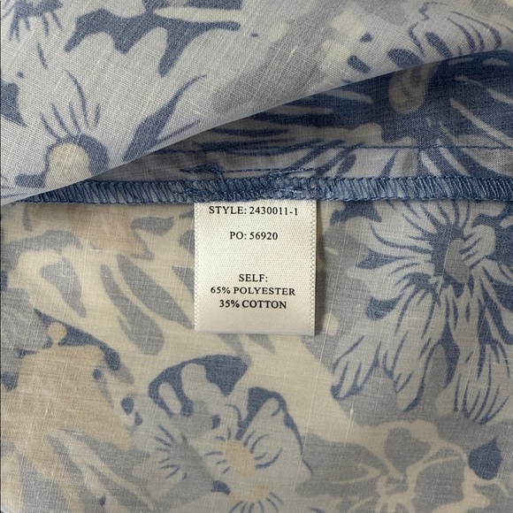 Current Air Blue and Tan Floral Blouse Size Medium NWT - Picture 10 of 12
